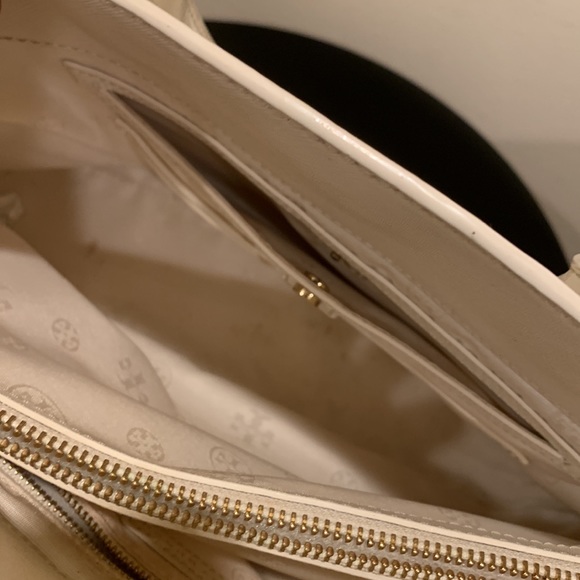 Robinson Saffiano Open-Top Dome Satchel Bag - Picture 12 of 12